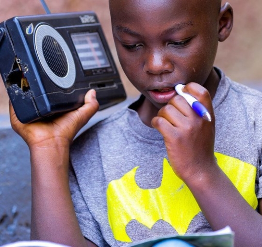 विश्व रेडियो दिवस आज मनाइँदै