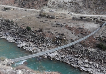 विकासको सुस्त नमूना : मुगुको दोमुख पुल ४ वर्षमा २ प्रतिशत मात्रै प्रगति