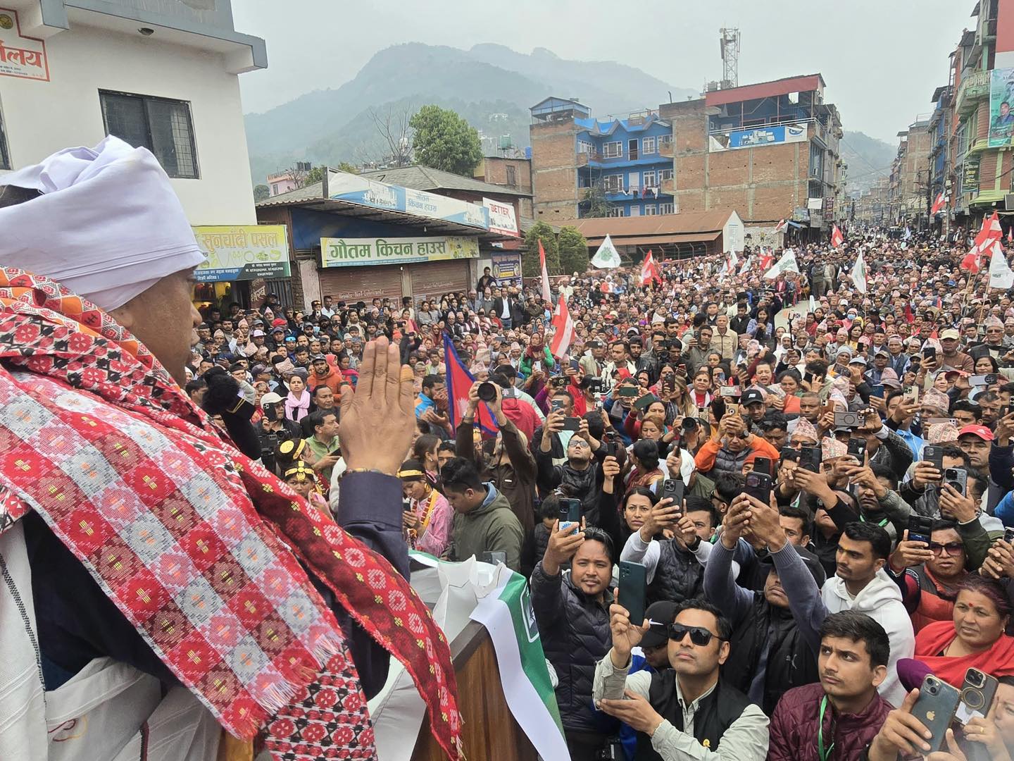 शालीन चुनावी प्रचार, छैन तडकभडक