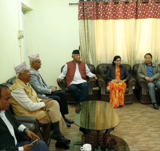 अध्यादेशविरुद्ध विपक्षी दलहरूको बैठक