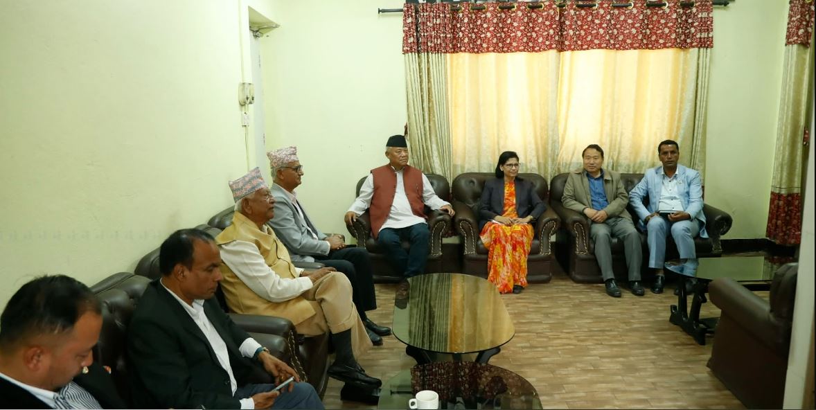 अध्यादेशविरुद्ध विपक्षी दलहरूको बैठक