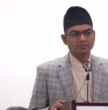 प्रधानमन्त्रीलाई ‘अमर्यादित’ मेसेज पठाएको आरोपमा पक्राउ परेका सचिव ७ घण्टा हिरासतमा, पत्नीको जिम्मामा छुटे